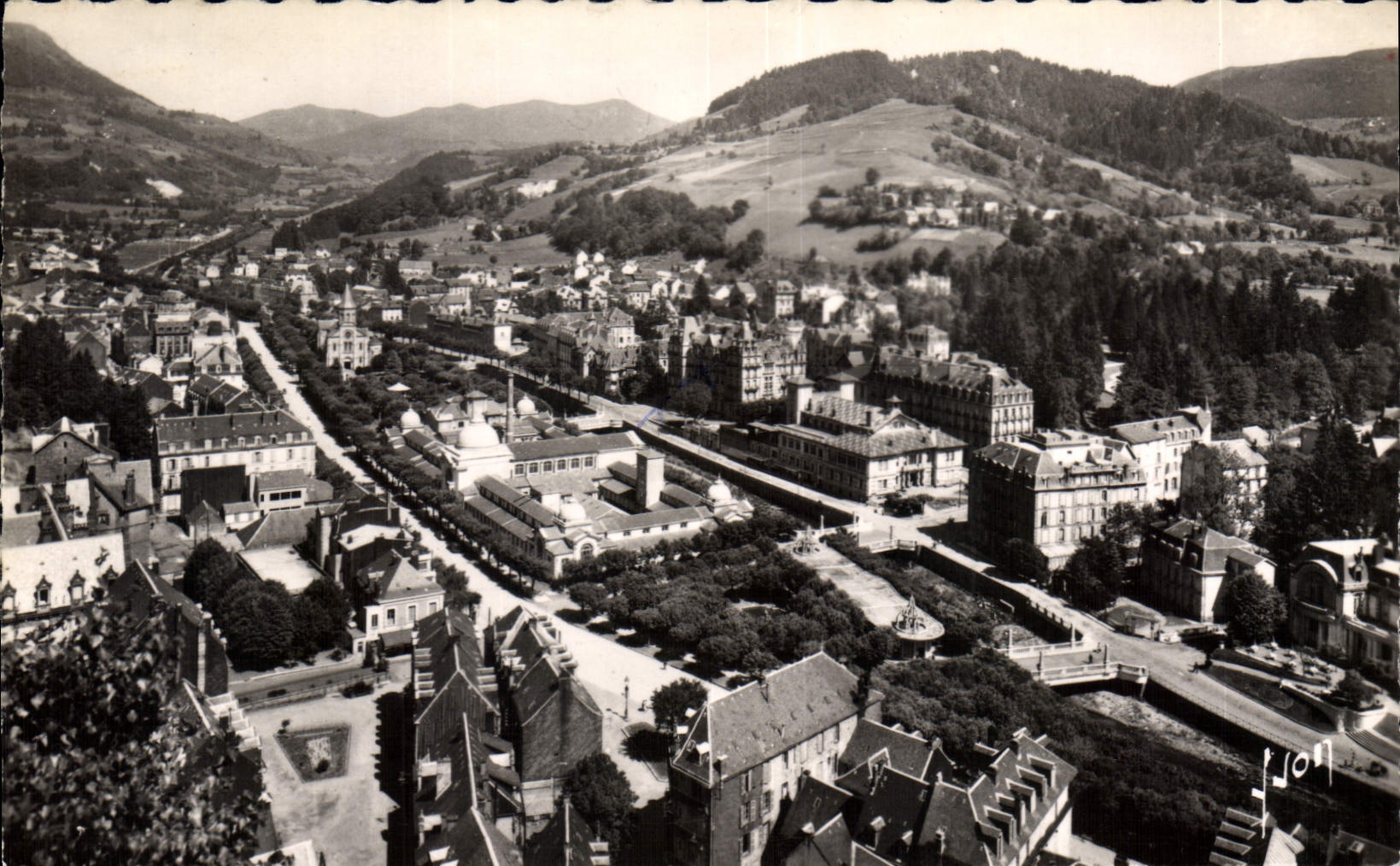 CPA La Bourboule vue générale