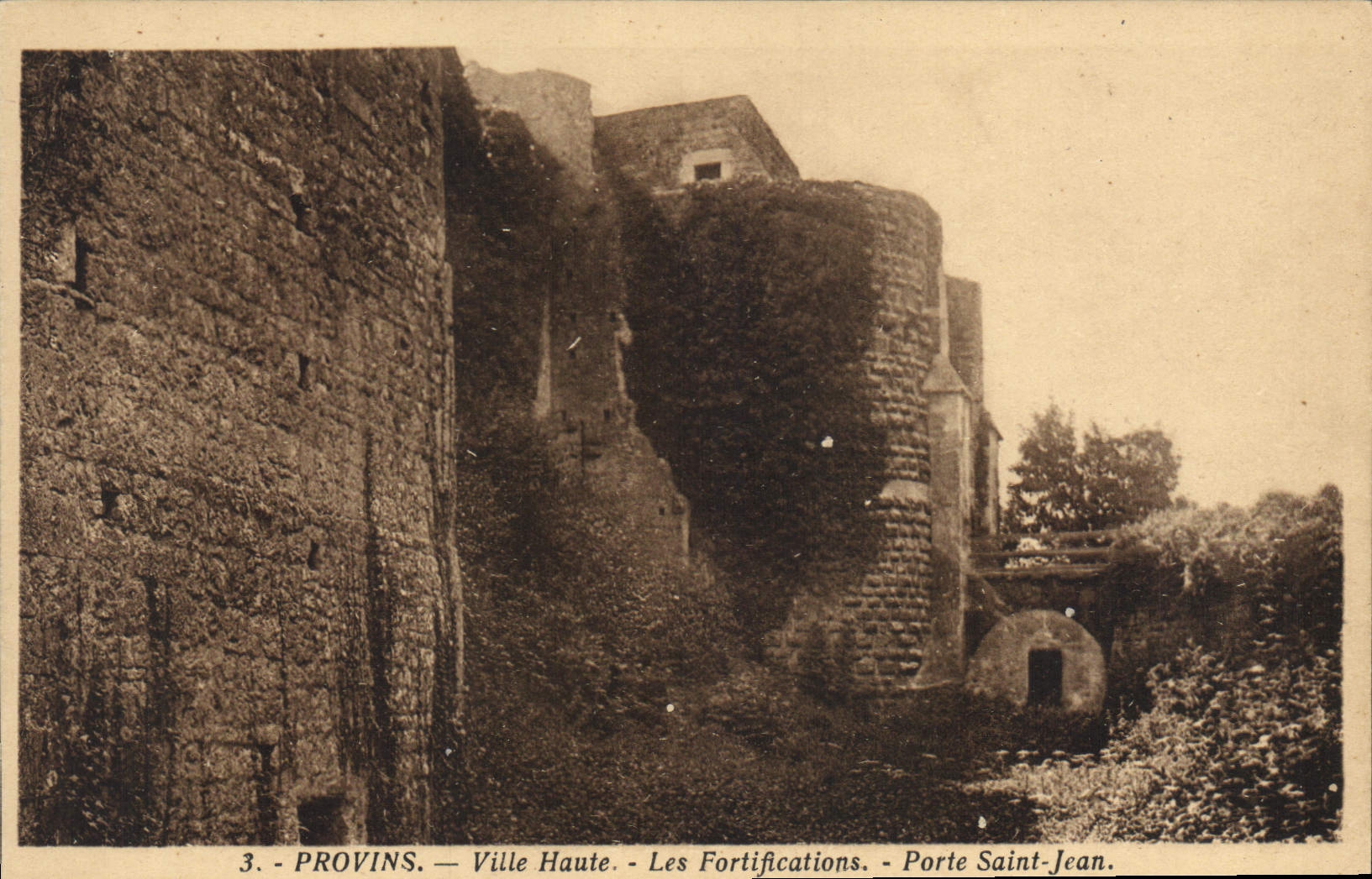CPA Provins Ville Haute Les Fortifications Porte Saint Jean
