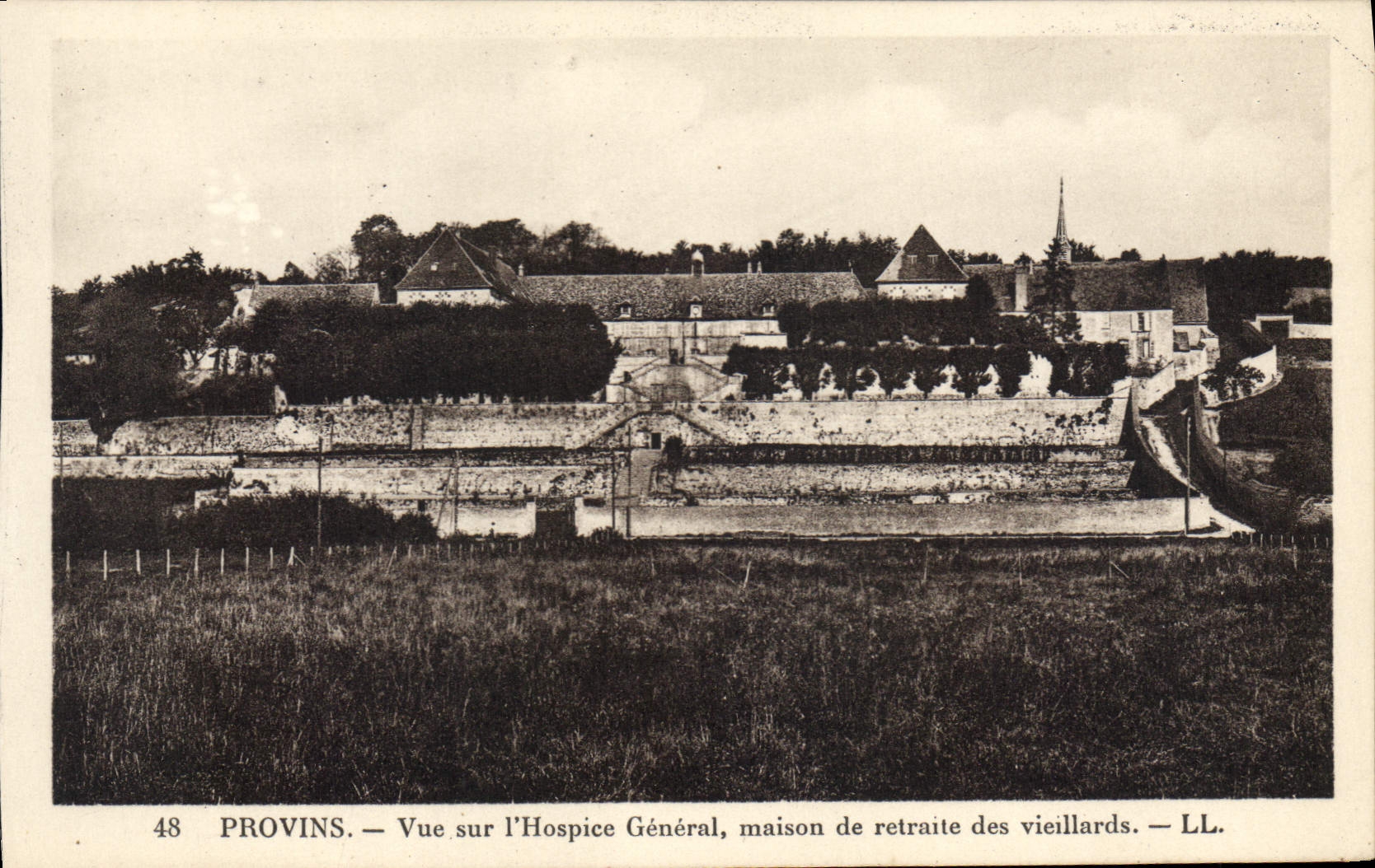 CPA Provins Vue Sur I'Hospice General