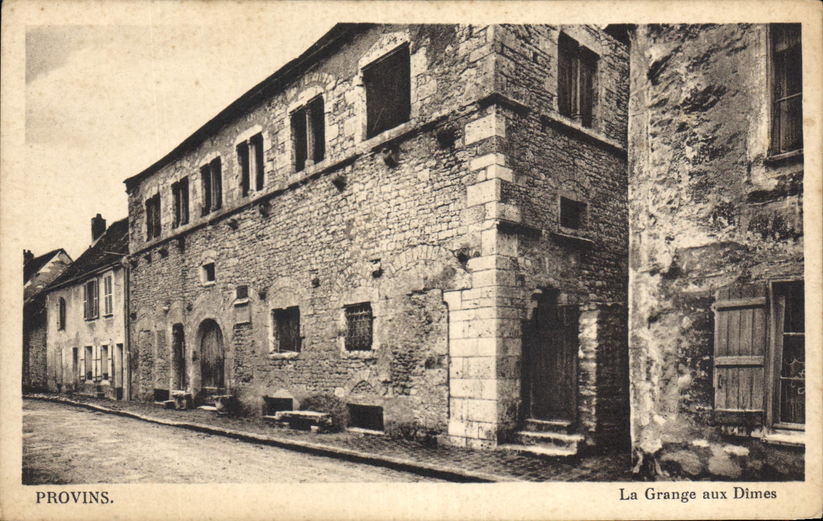 CPA Provins La Grange Aux Dimes