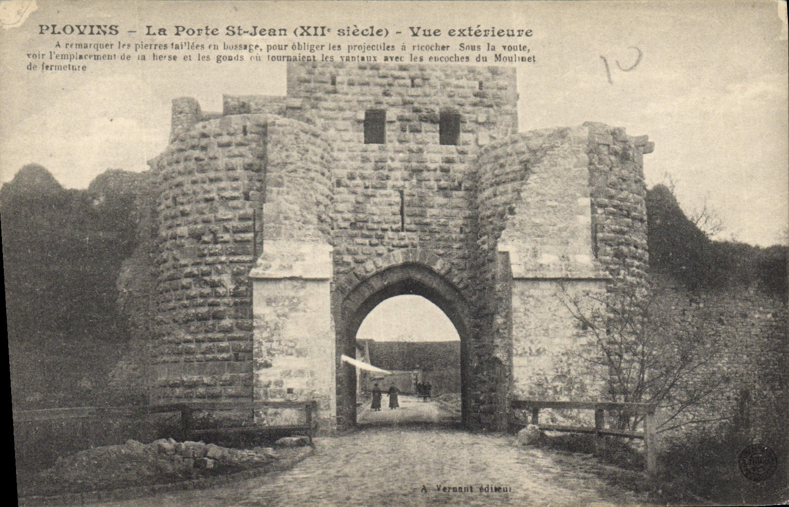 CPA Provins La Porte St Jean Vue Exterieure