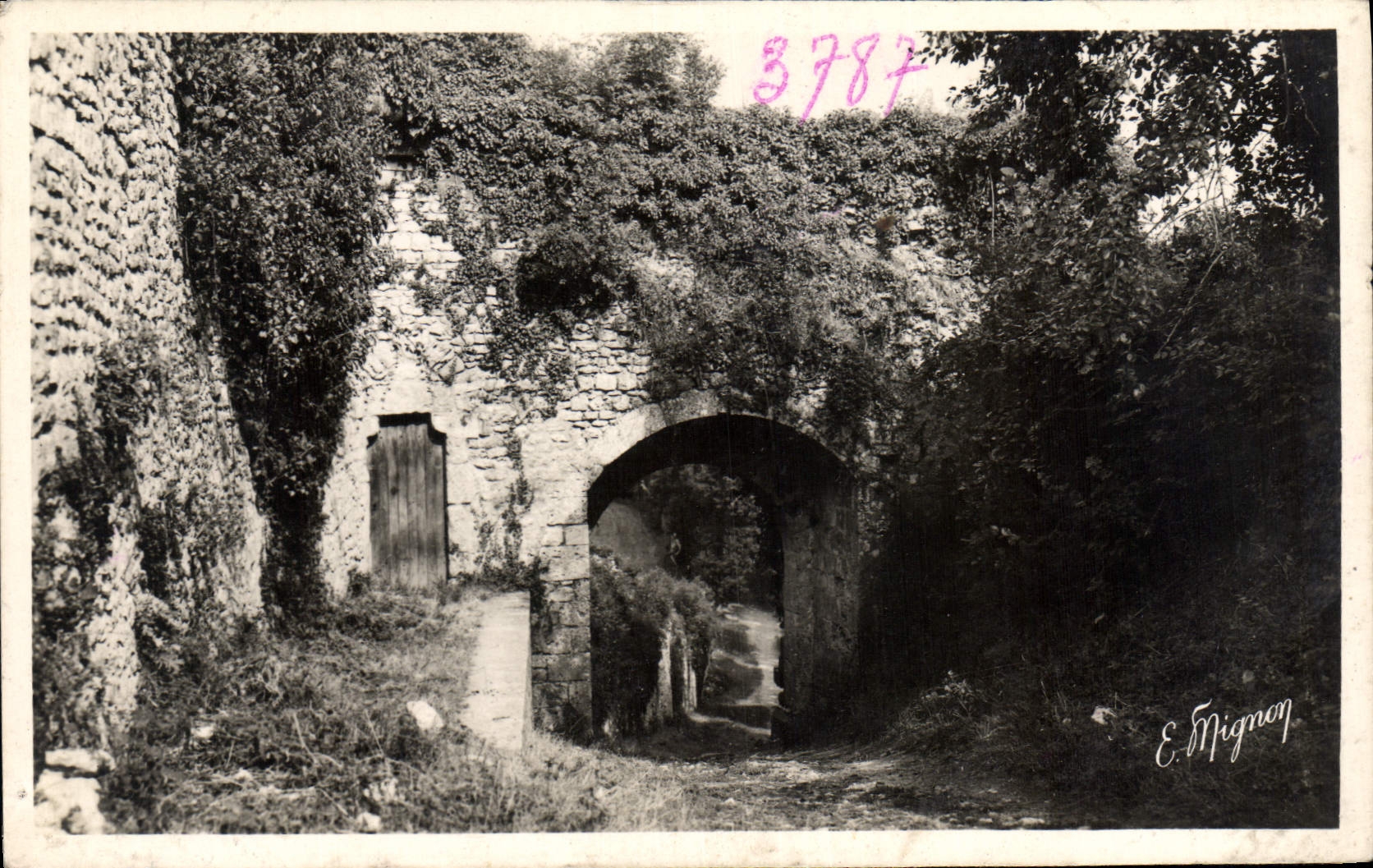 CPA Provins La Poterne Faneron