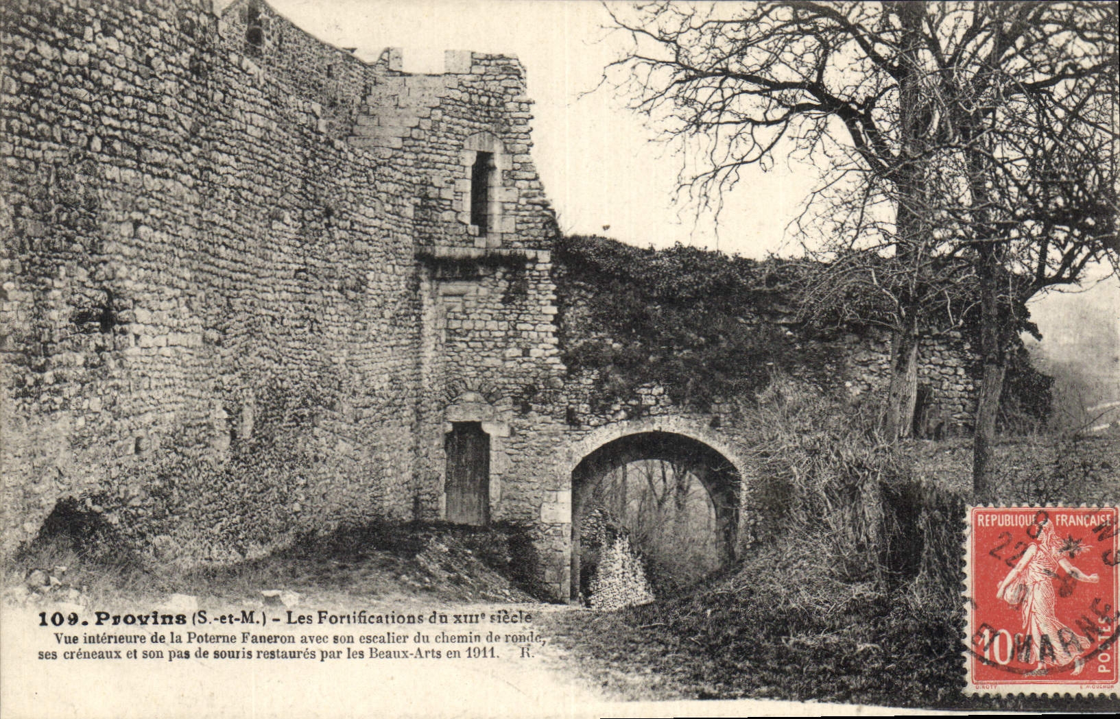CPA Provins Les Fortification poterne Faneron