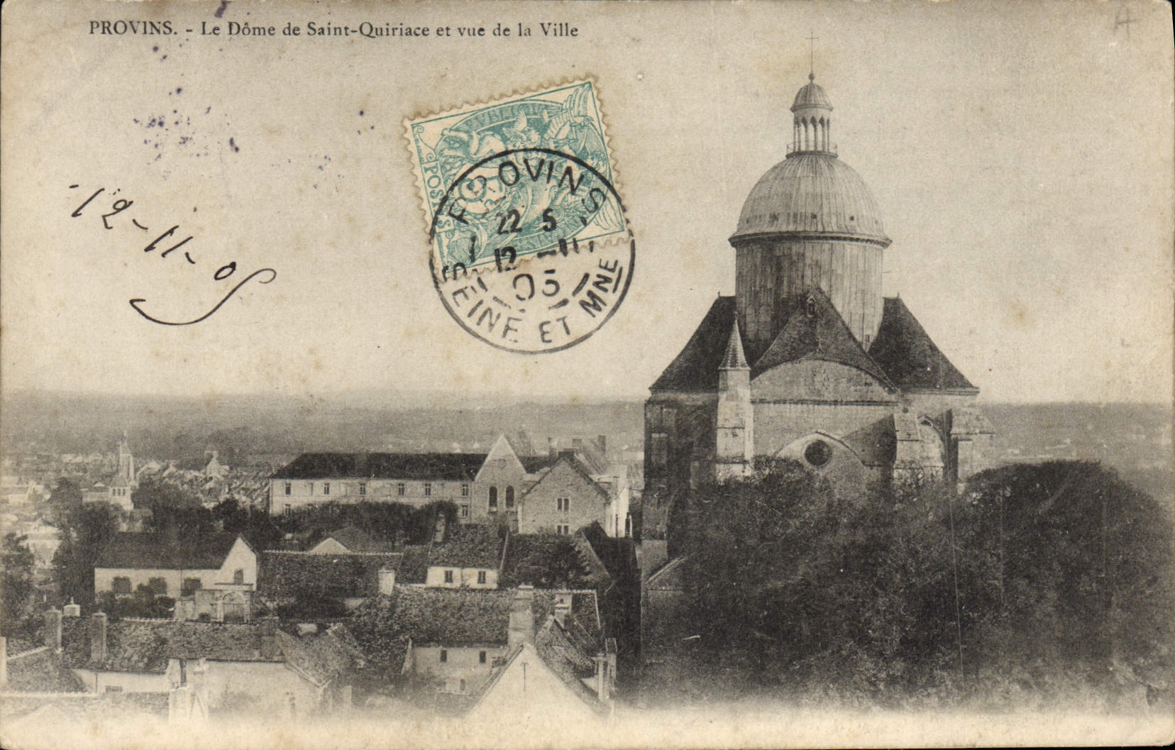 CPA Provins Le Dome De Saint Quiriace Et Vue De La Ville