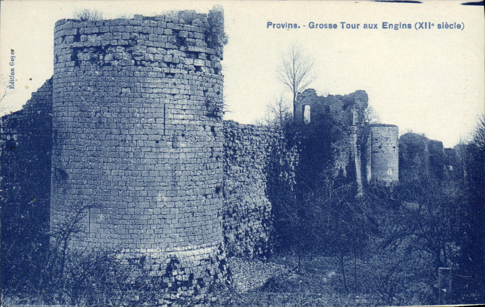 CPA Provins Grosse Tour Aux Engins