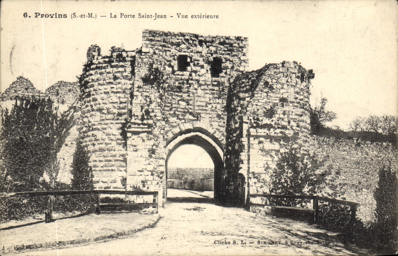CPA Provins La Porte Saint Jean Vue Exterienre