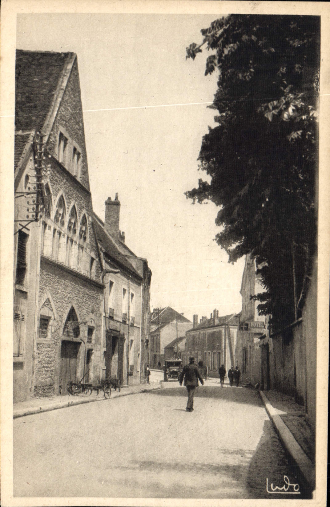 CPA Provins L'Hotel De Vauluisant