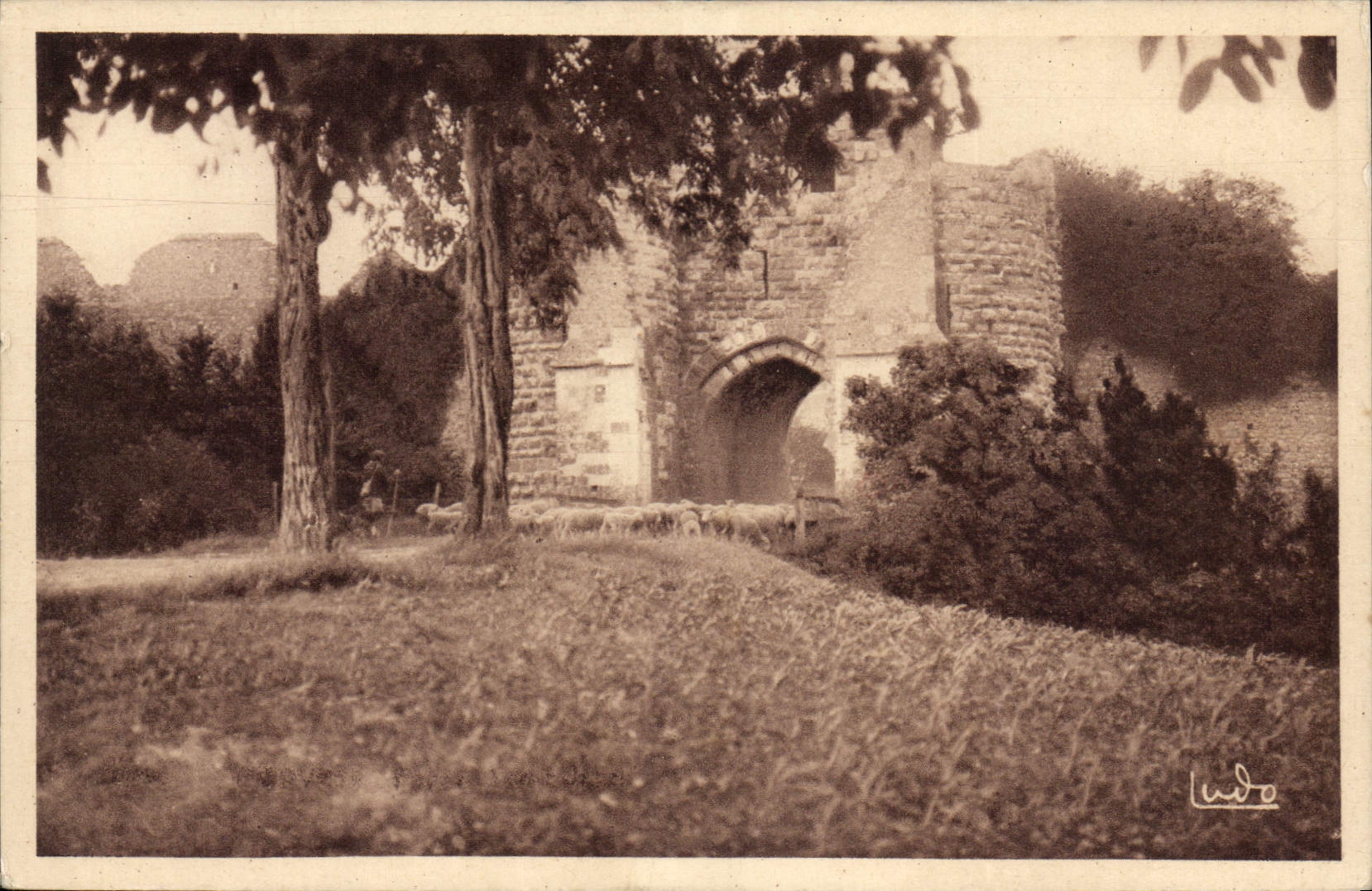 CPA Provins Les Remparts Porte Saint Jean