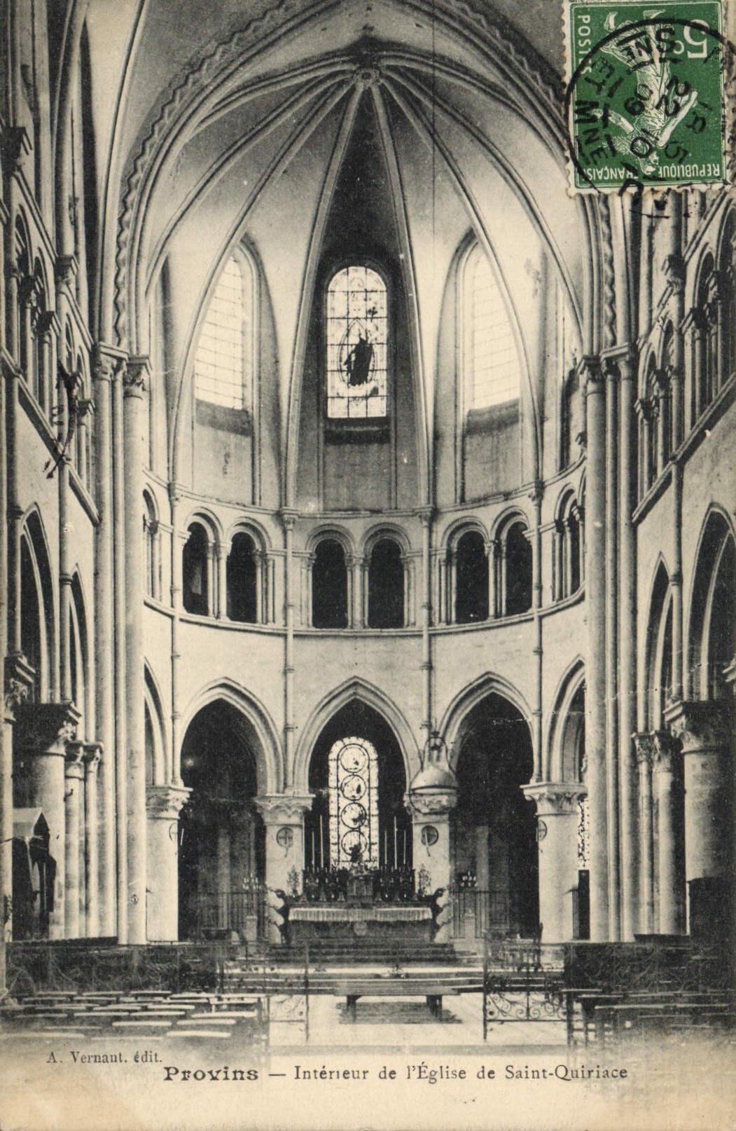 CPA Provins Interieur De I'Eglise De Saint Quiriace