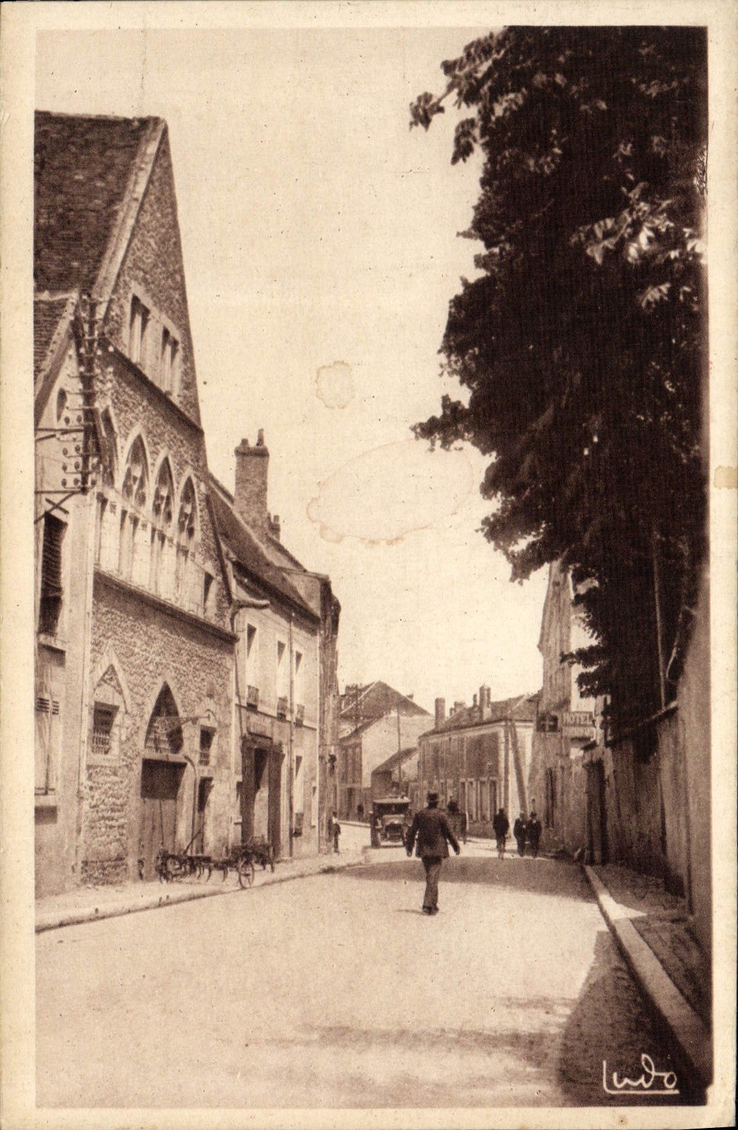 CPA Provins L'Hotel De Vauluisant