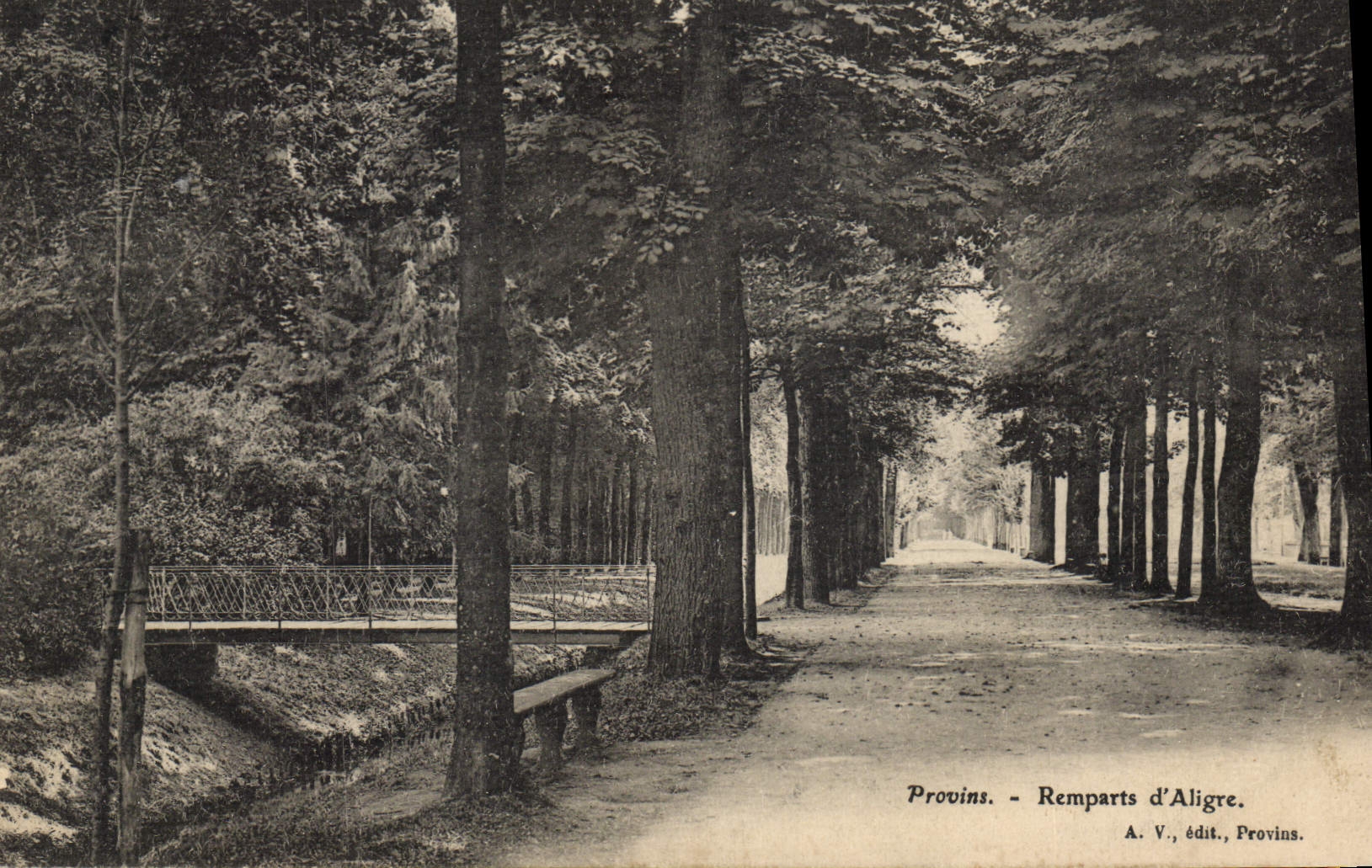 CPA Provins Remparts D'Aligre