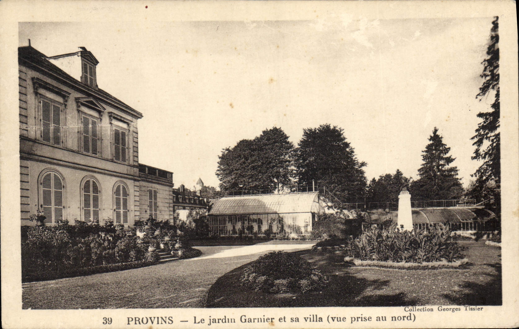 CPA Provins Le Jardin Garnier Et Sa Villa