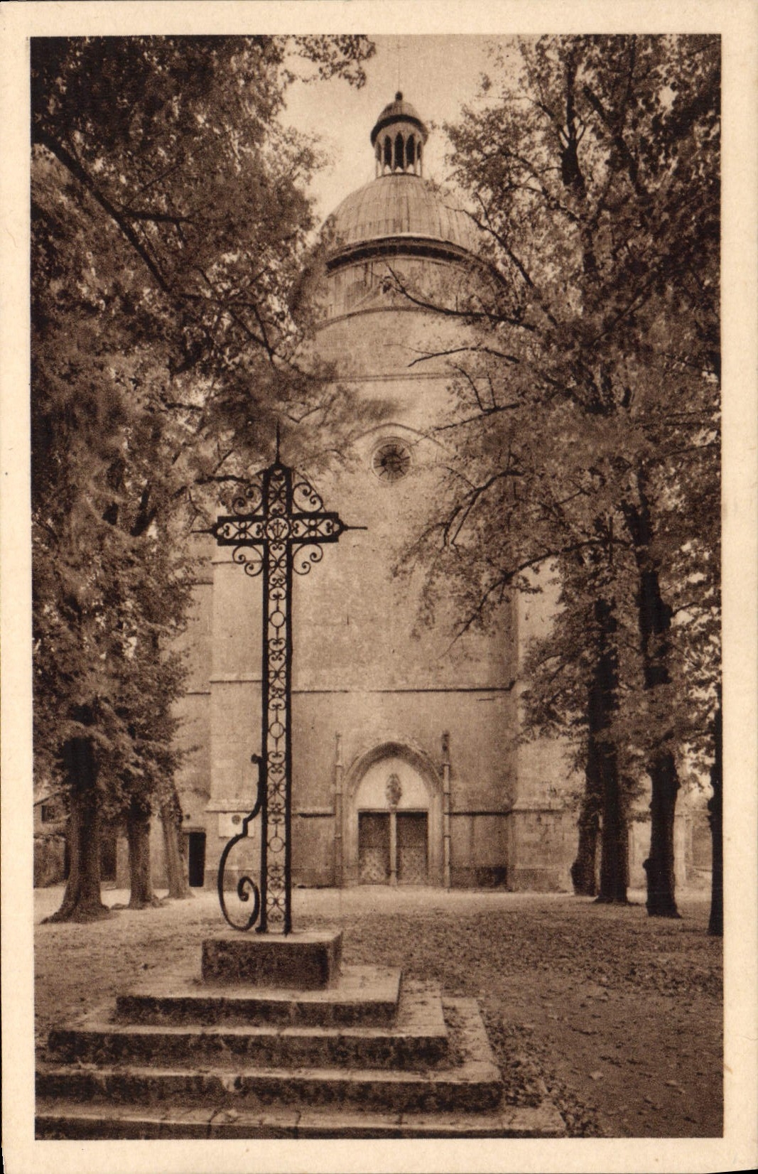 CPA Provins Eglise Saint Quiriace