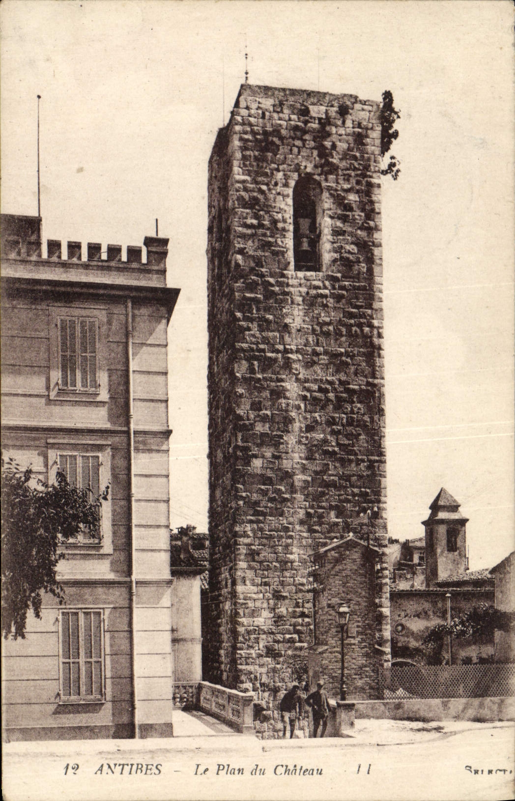 CPA Antibes Le Plan Du Chateau