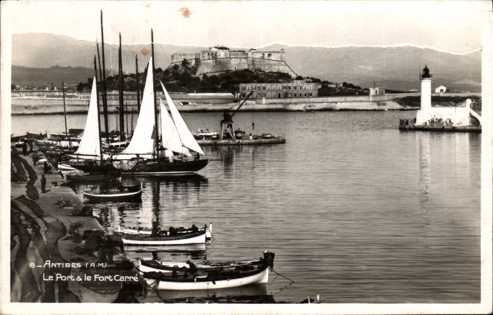 CPA Antibes Le Port Le Fort Carre