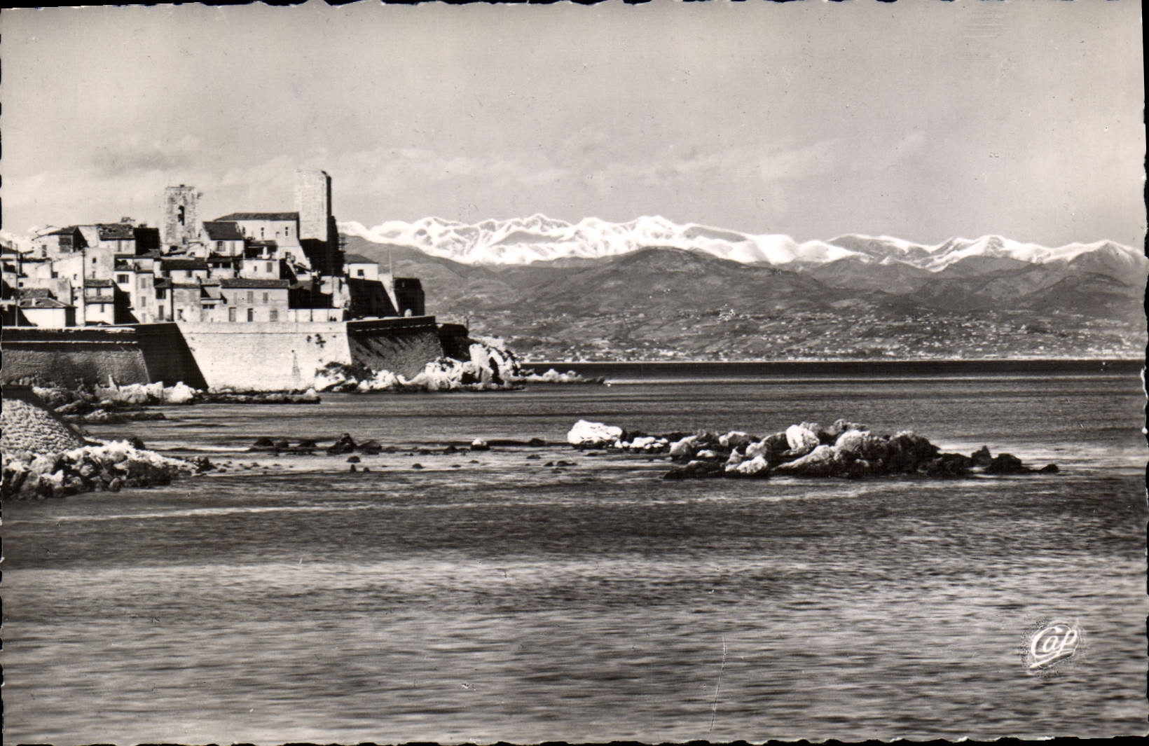 CPA Antibes Et La Chaine Des Alpes
