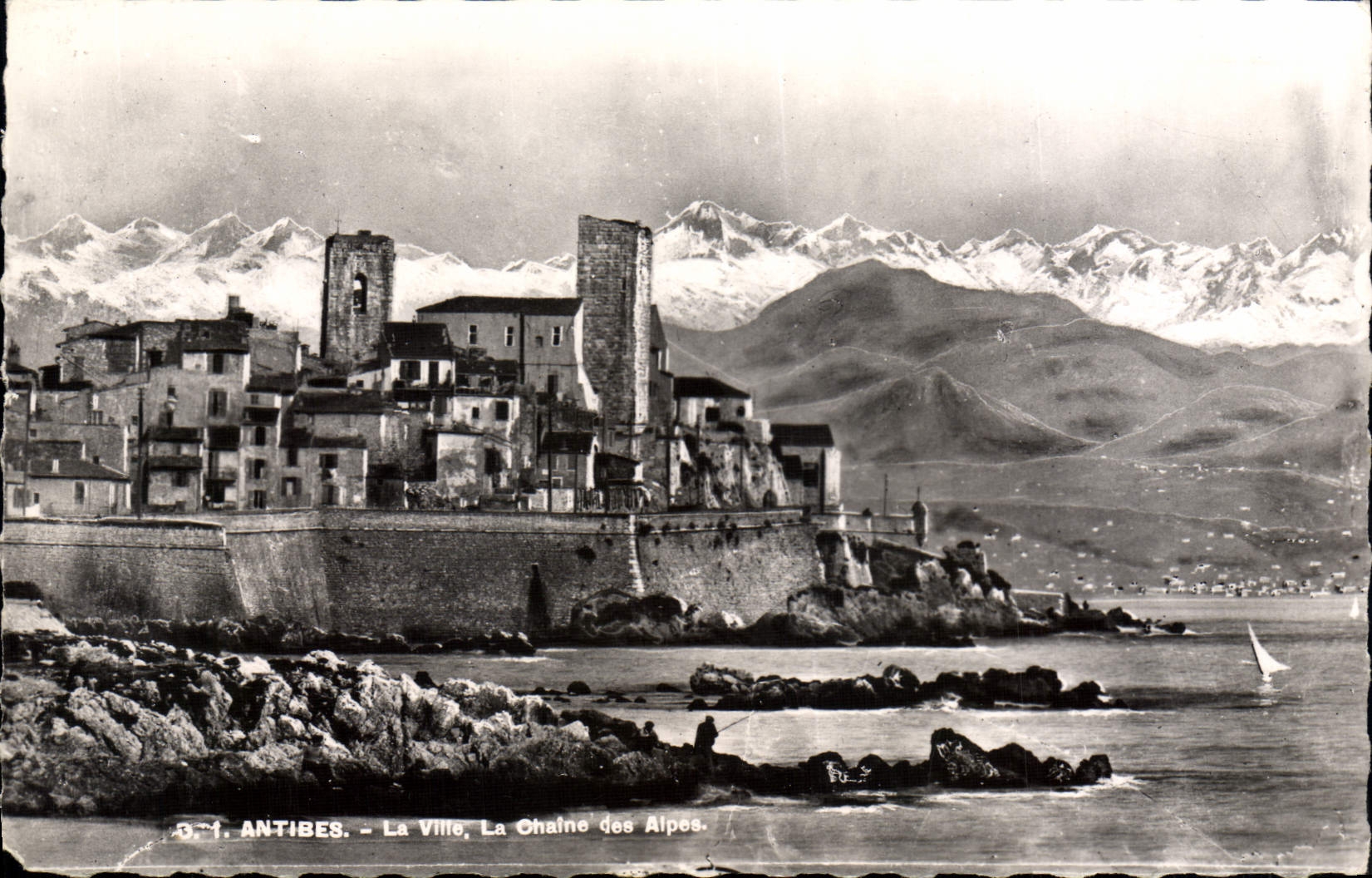 CPA Antibes La Ville La Chaine Des Alpes