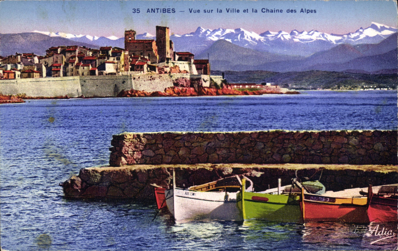 CPA Antibes Vue Sur La Ville Et La Chaine Des Alpes