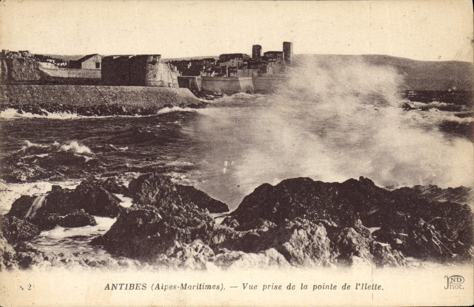 CPA Antibes Vue Prise De La Pointe De I'Ilette