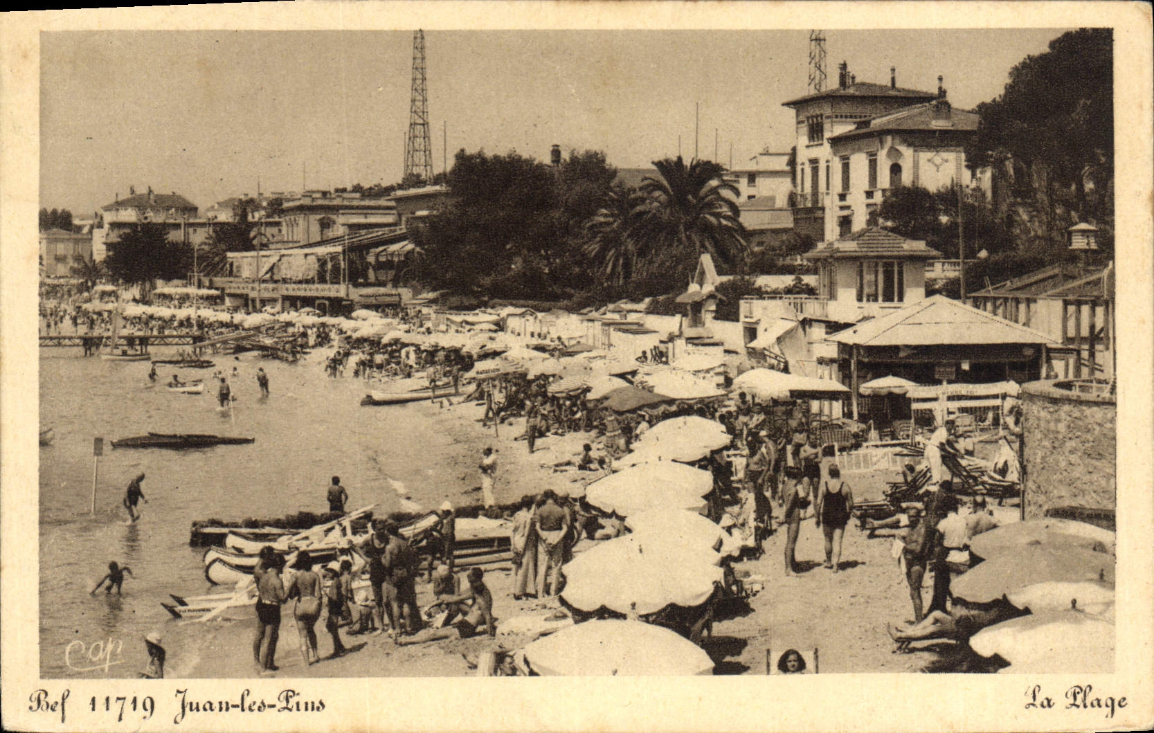 CPA Juan Les Pins La Plage