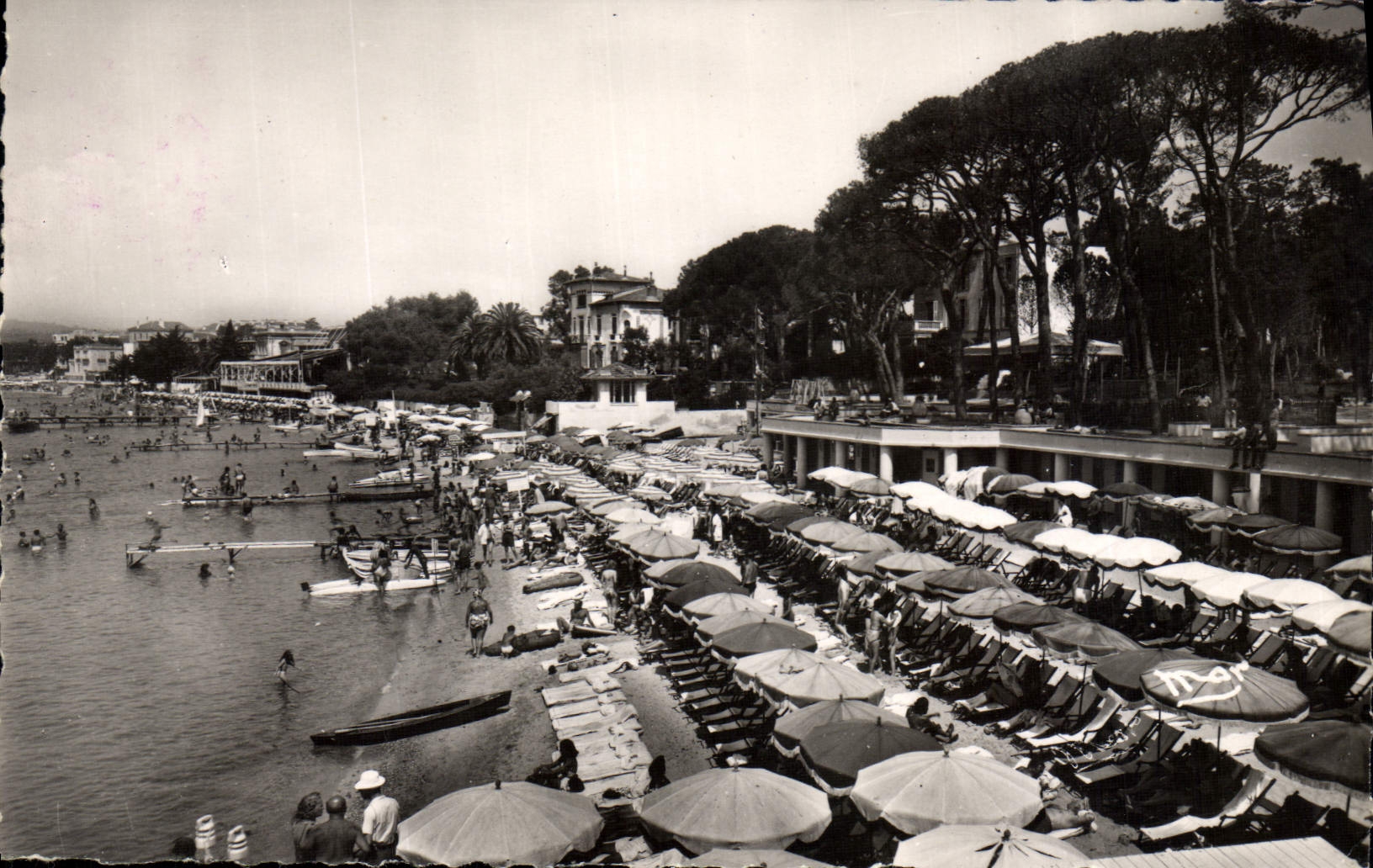CPA Juan Les Pins La Plage