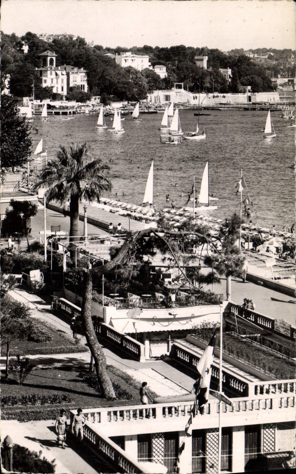 CPA Juan Les Pins La Plage