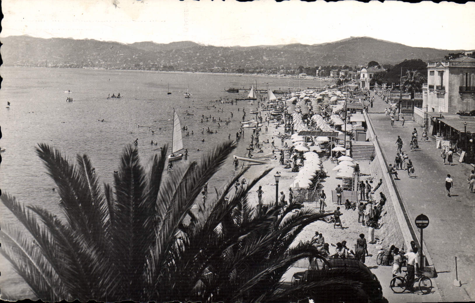 CPA Juan Les Pins Une Des Plages