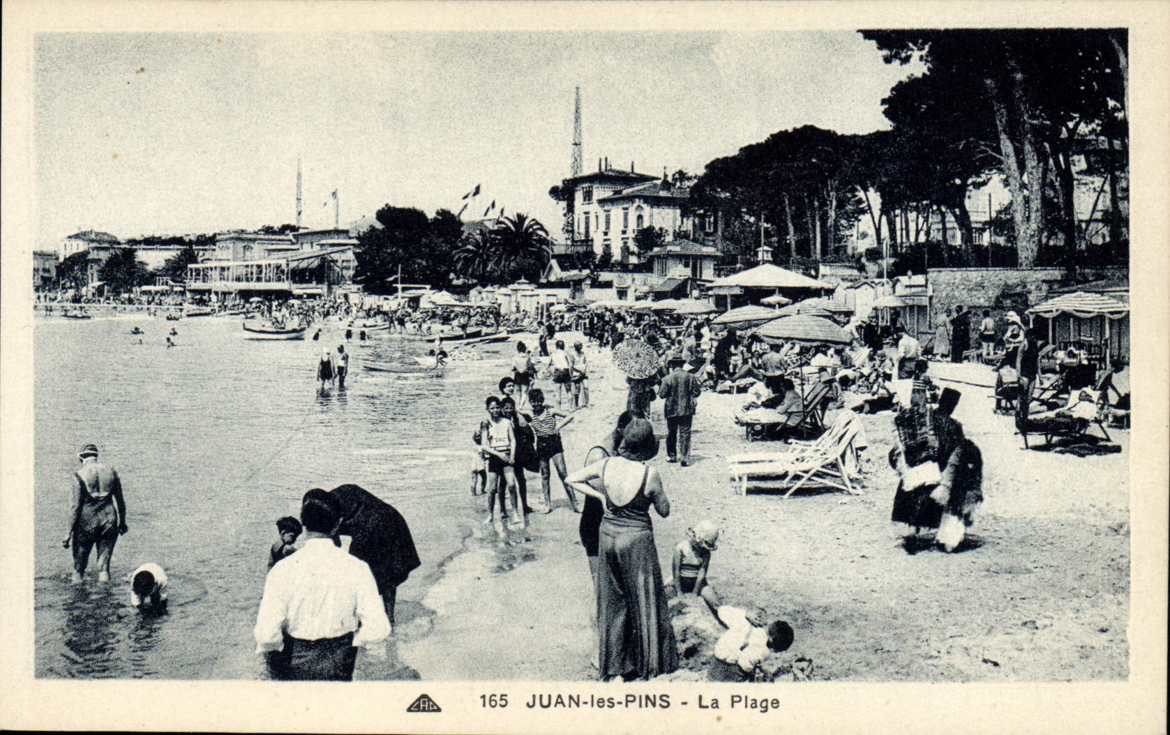 CPA Juan Les Pins La Plage