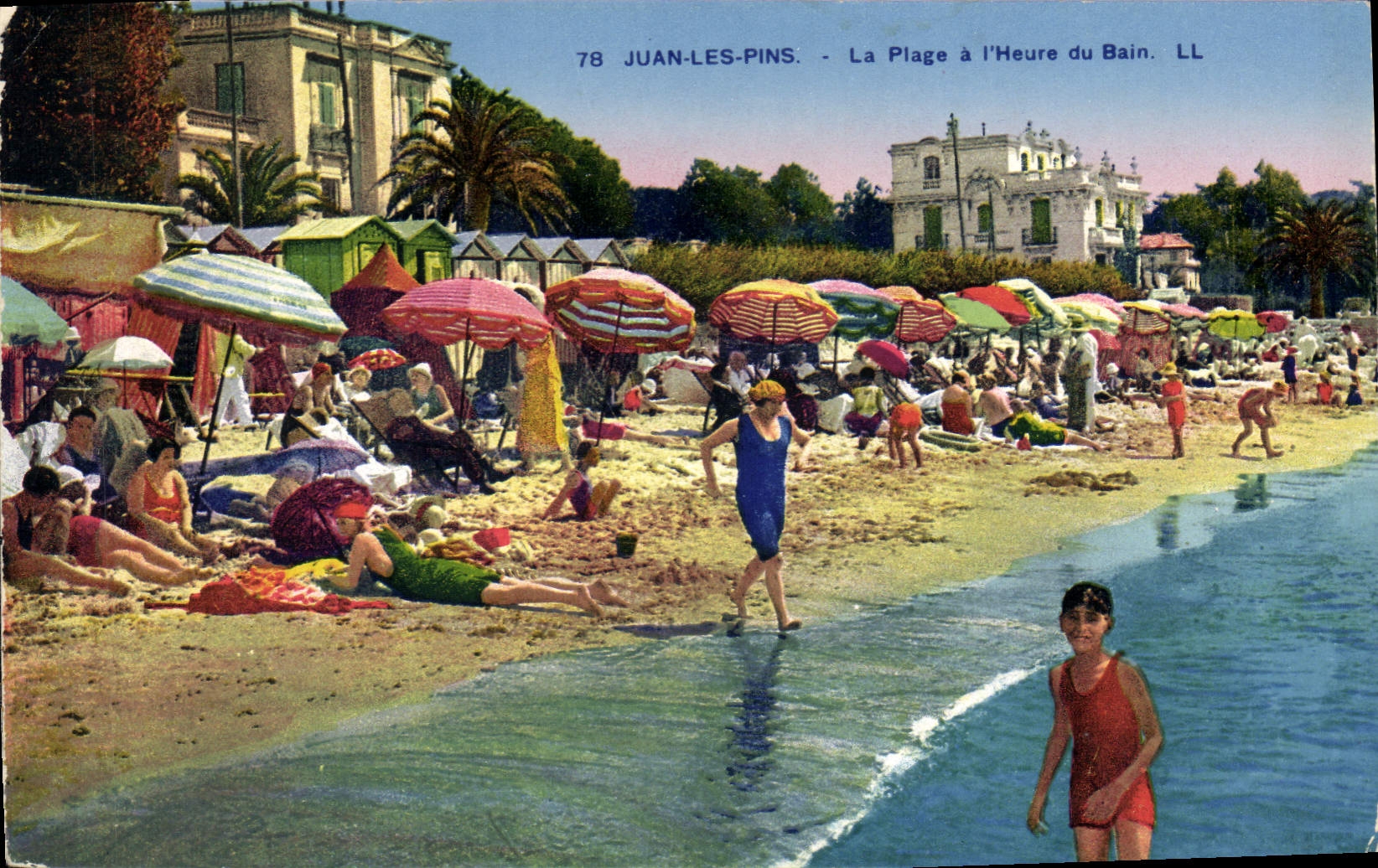 CPA Juan Les Pins La Plage A I'Heure Du Bain