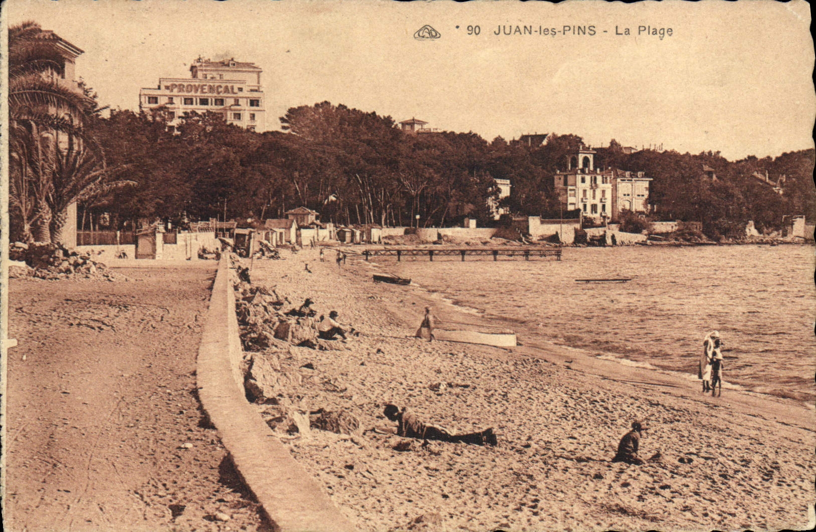 CPA Juan Les Pins La Plage