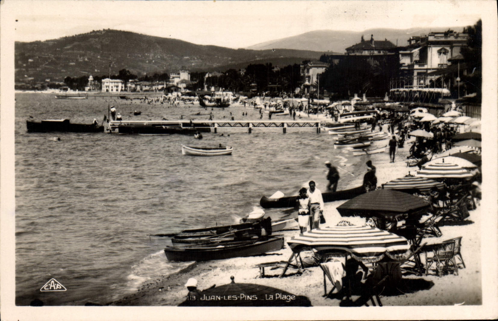 CPA Juan Les Pins La Plage