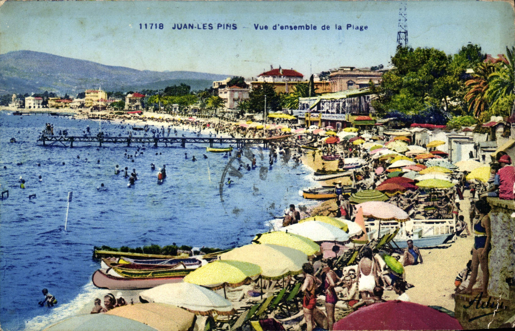 CPA Juan Les Pins Vue D'Ensemble De La Plage