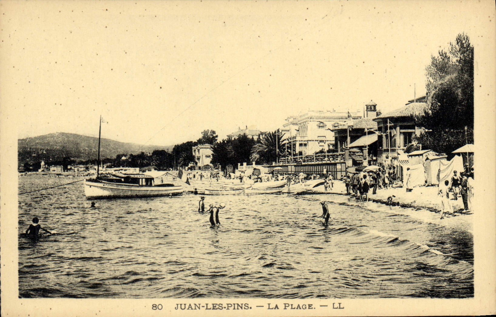 CPA Juan Les Pins La Plage