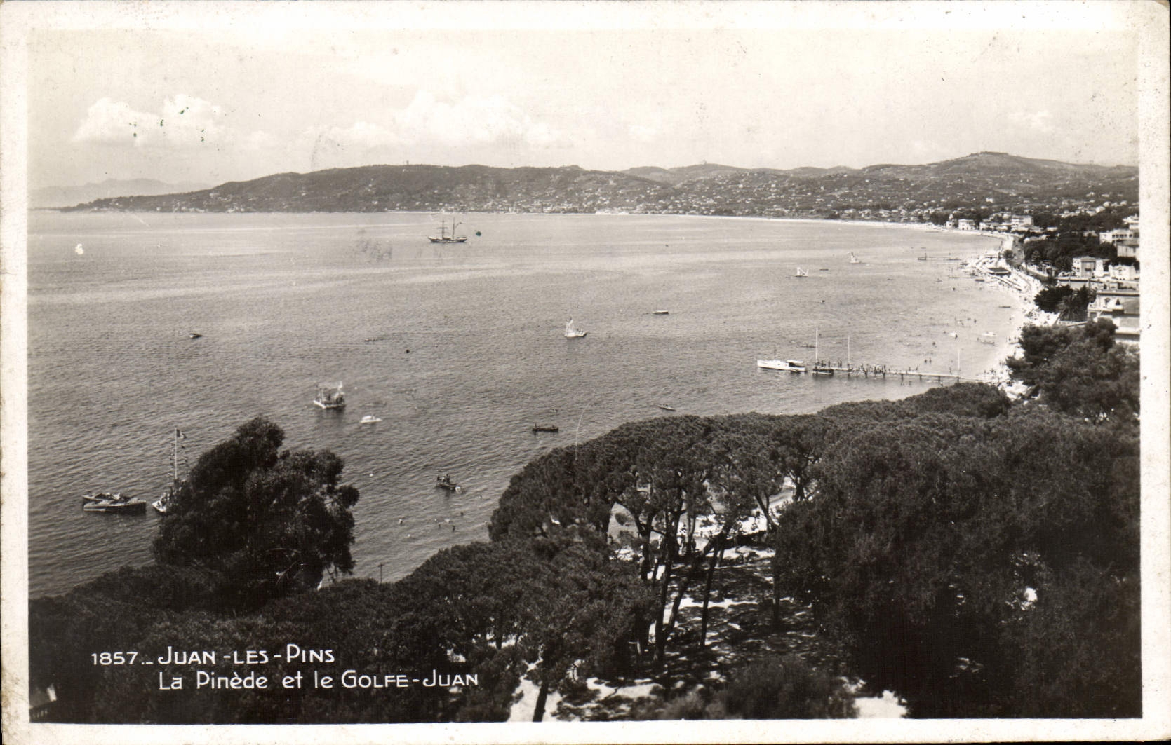 CPA Juan Les Pins La Pinede Et Le Golfe Juan
