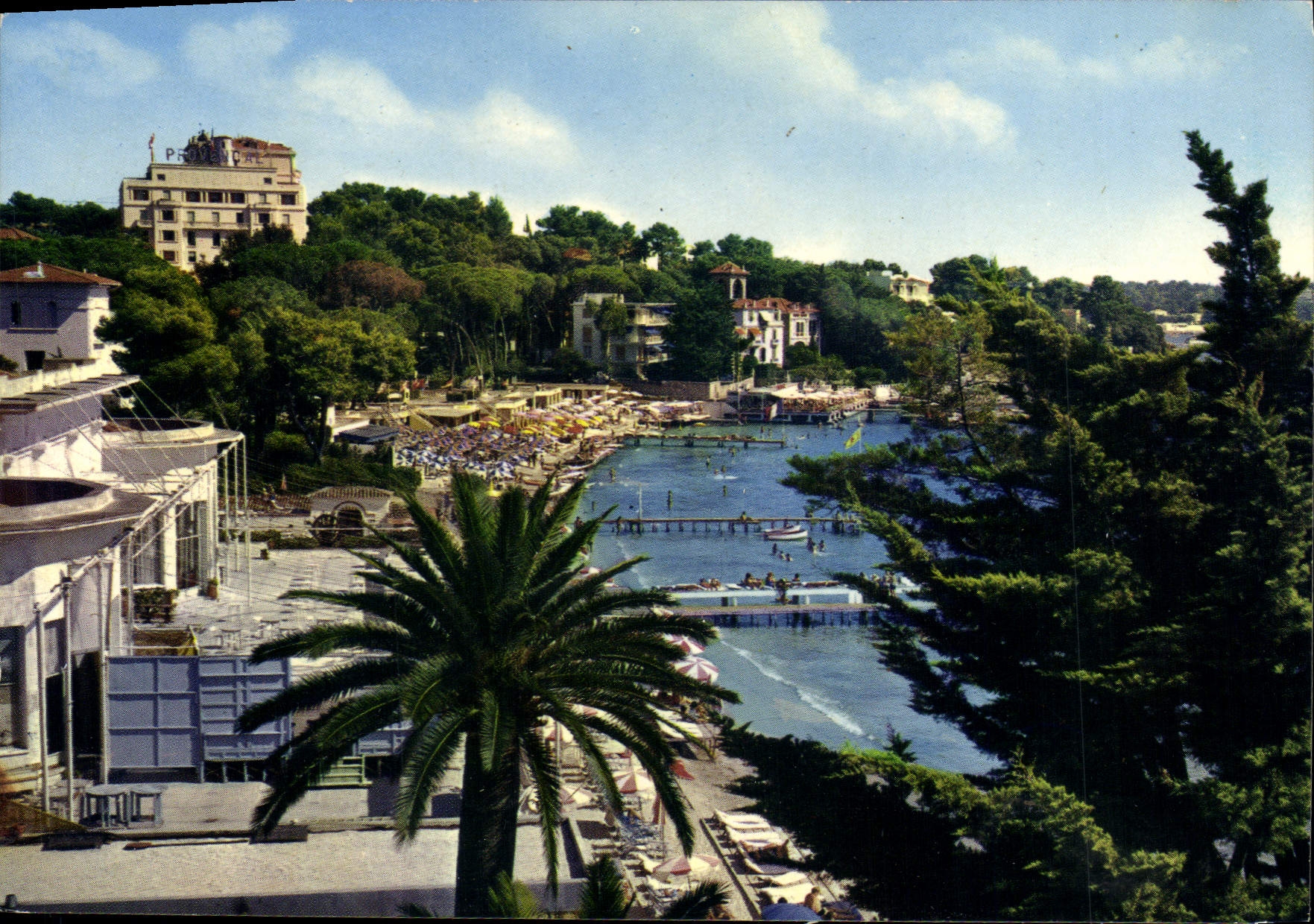 CPSM Juan Les Pins Un coin de La Plage