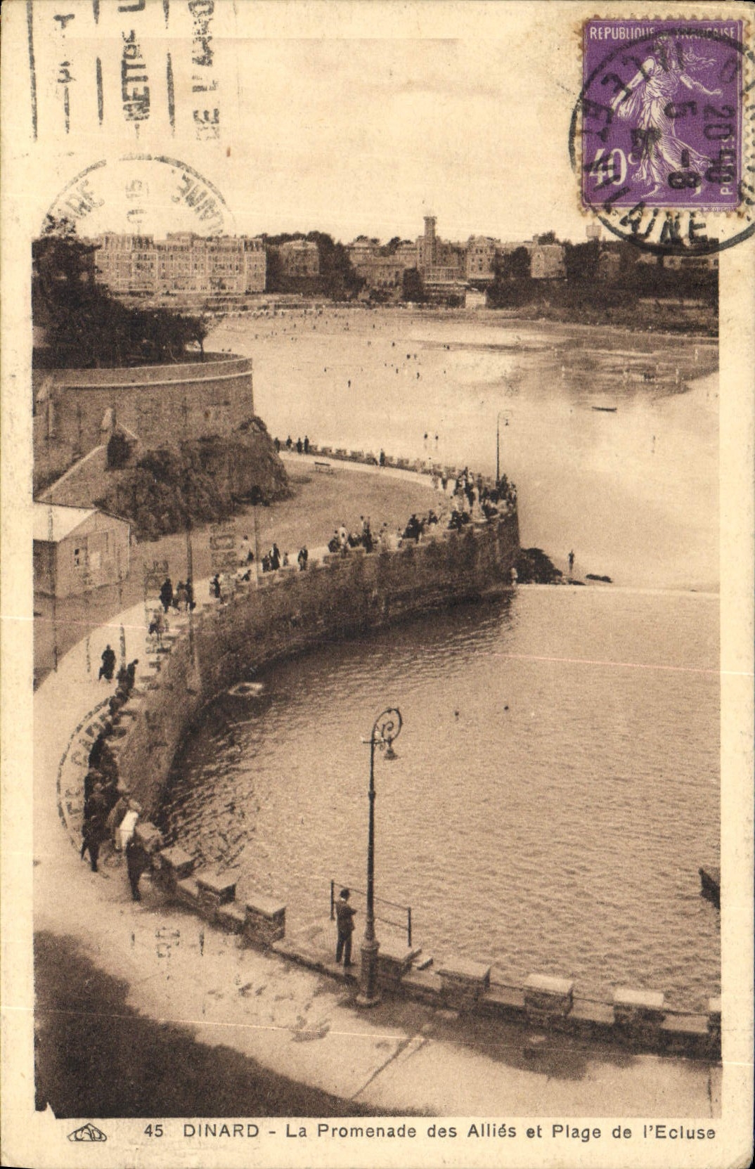 CPA Dinard La Promenade Des Allies Et Plage De I'Ecluse