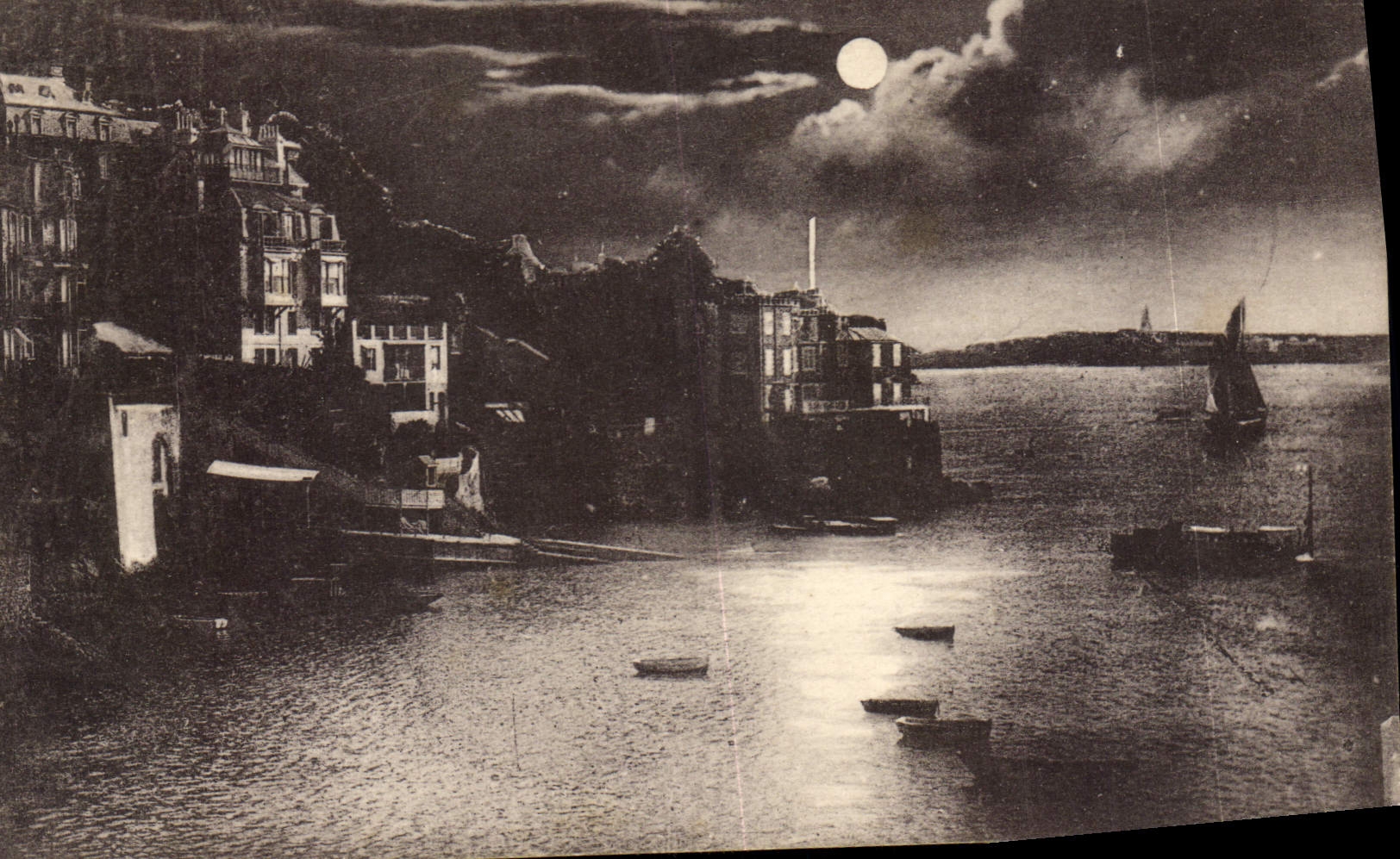 CPA Dinard Effel De Lune Sur Rade