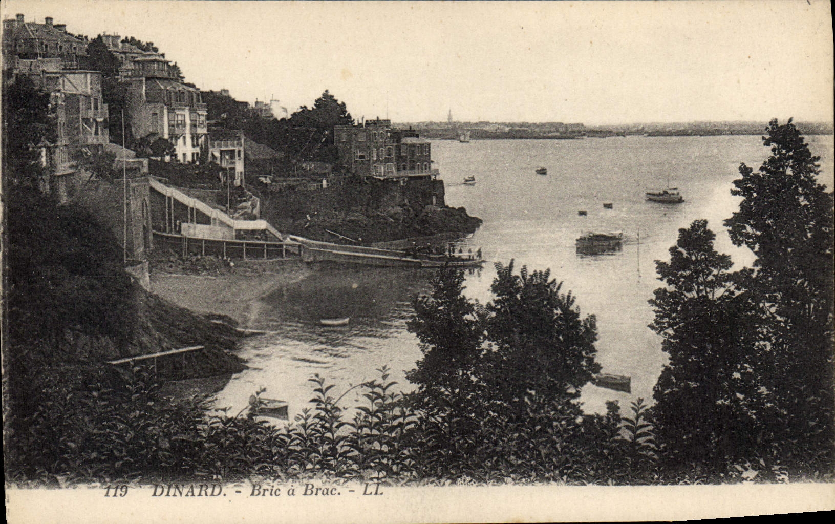 CPA Dinard Bric A Brac