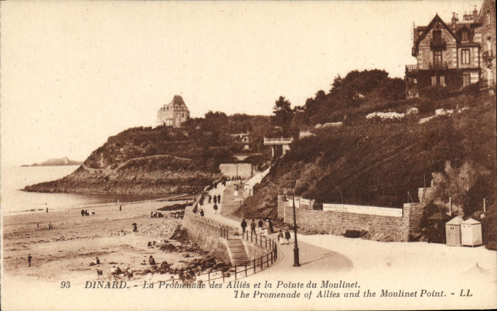 CPA Dinard La Promenade Des Allies Et La Pointe Du Moulinet