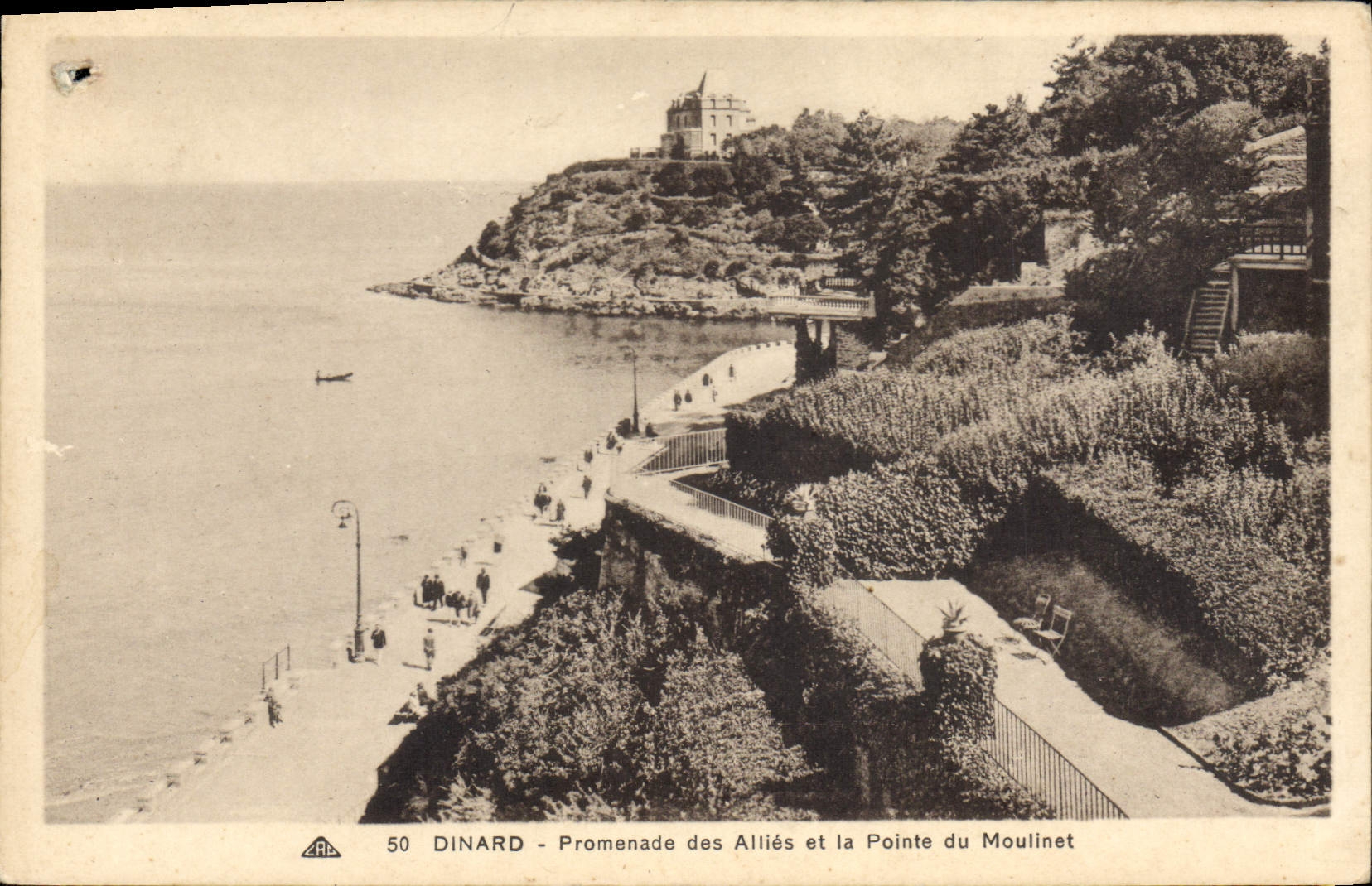 CPA Dinard Promenade Des Allies Et la Pointe Du Moulinet