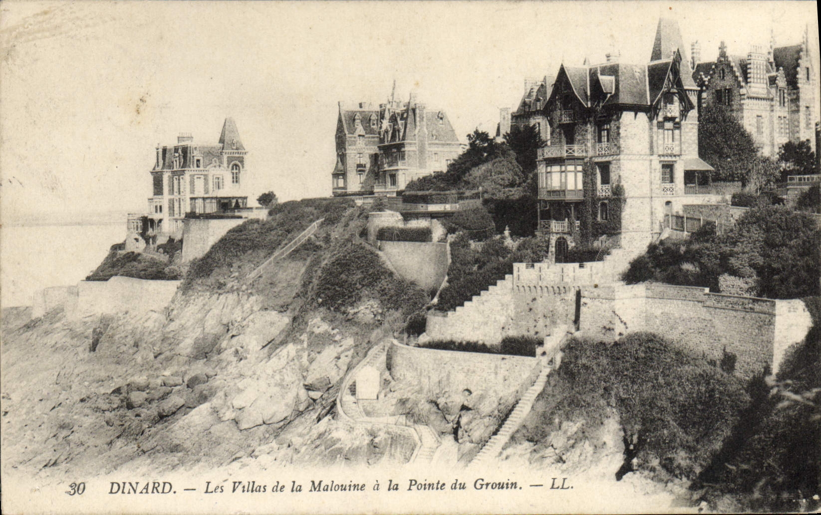 CPA Dinard Les Villas De La Malouine La Pointe Du Grouin