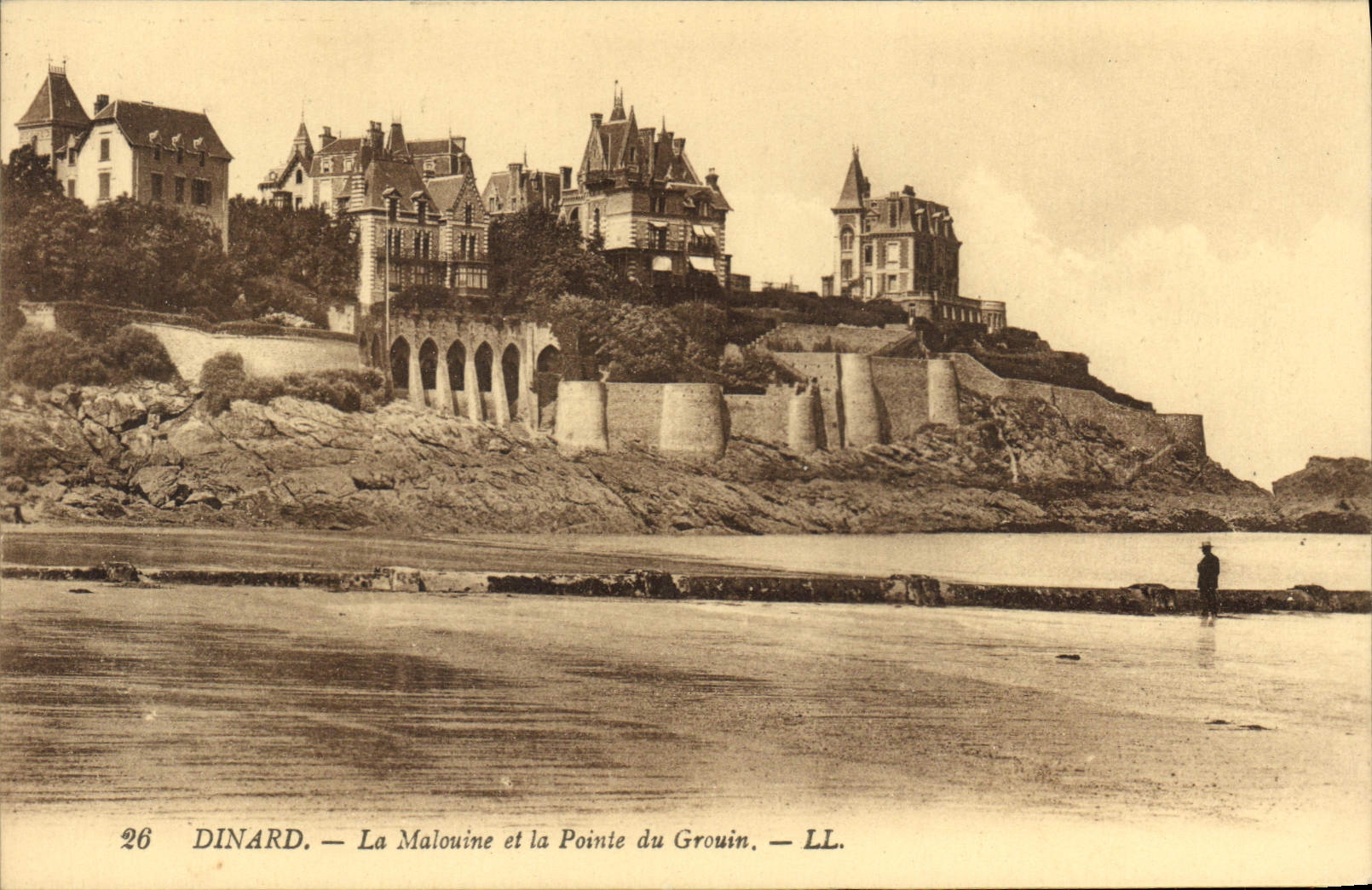 CPA Dinard La Malouine Et La Pointe Du Grouin