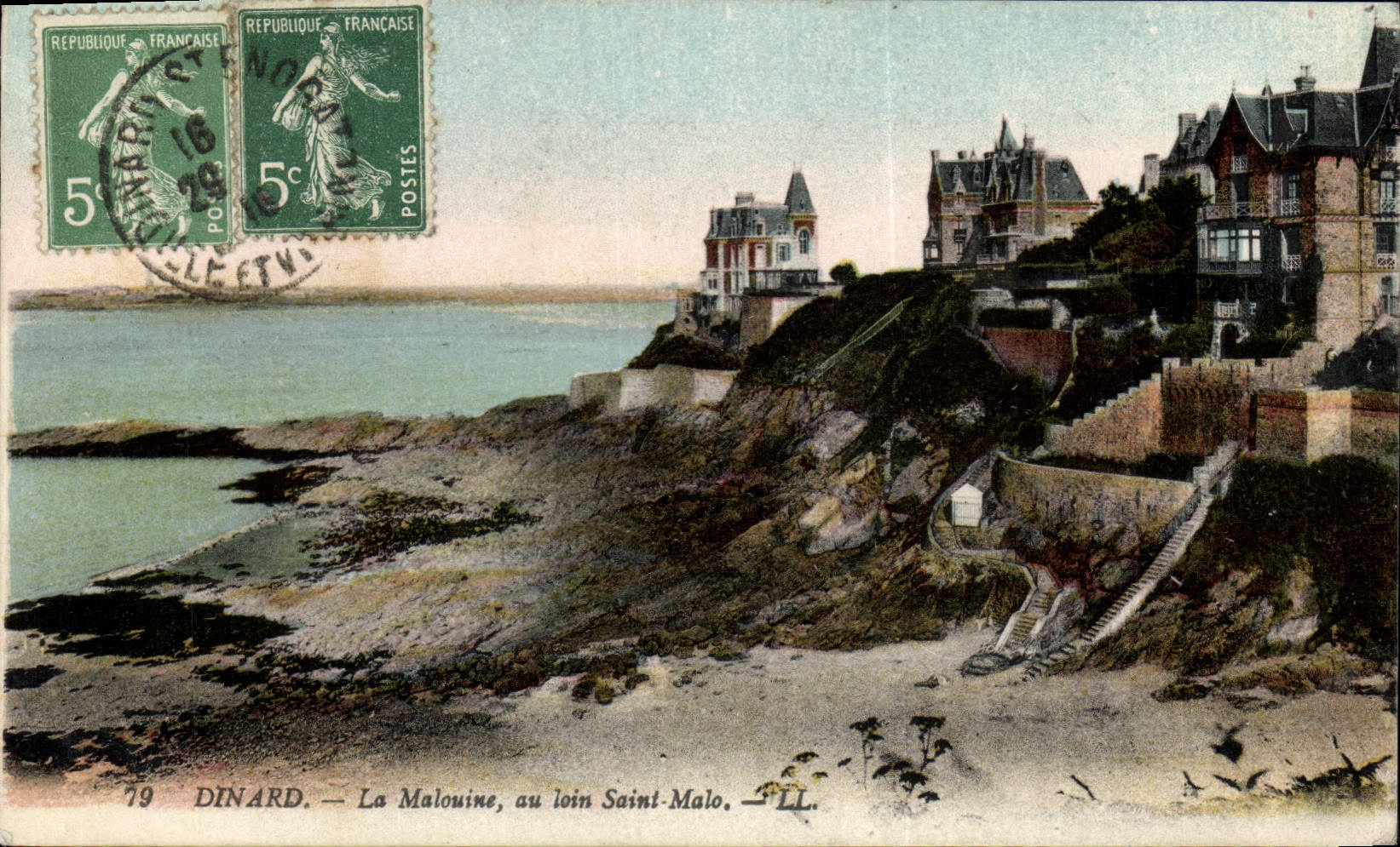 CPA Dinard La Malouine Au Loin Saint Malo