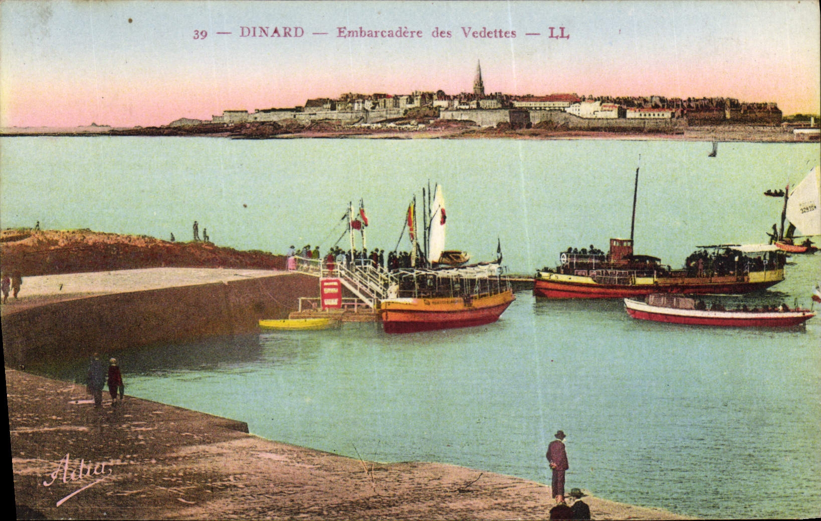 CPA Dinard Embarcadere Des Vedettes