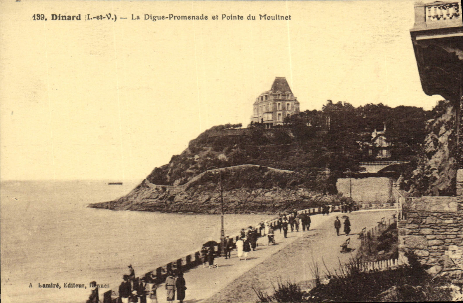 CPA Dinard La Digue Promenade Et Pointe Du Moulinet