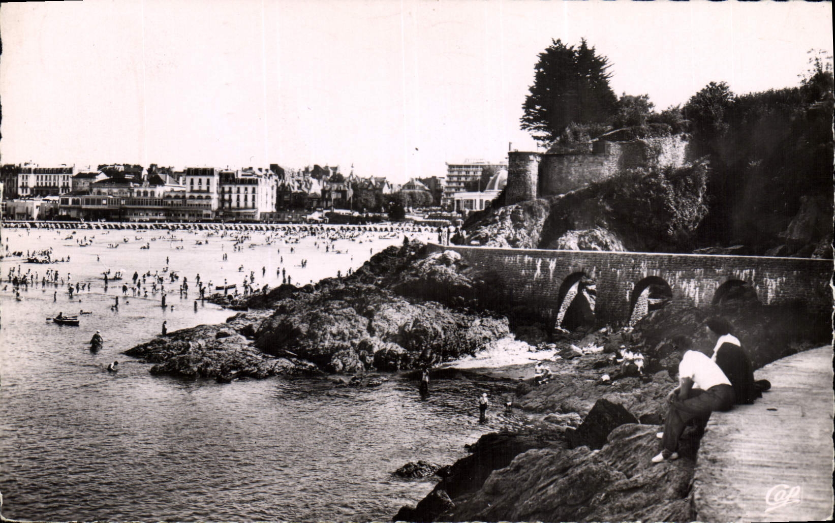 CPA Dinard La Promenade De La Malouine