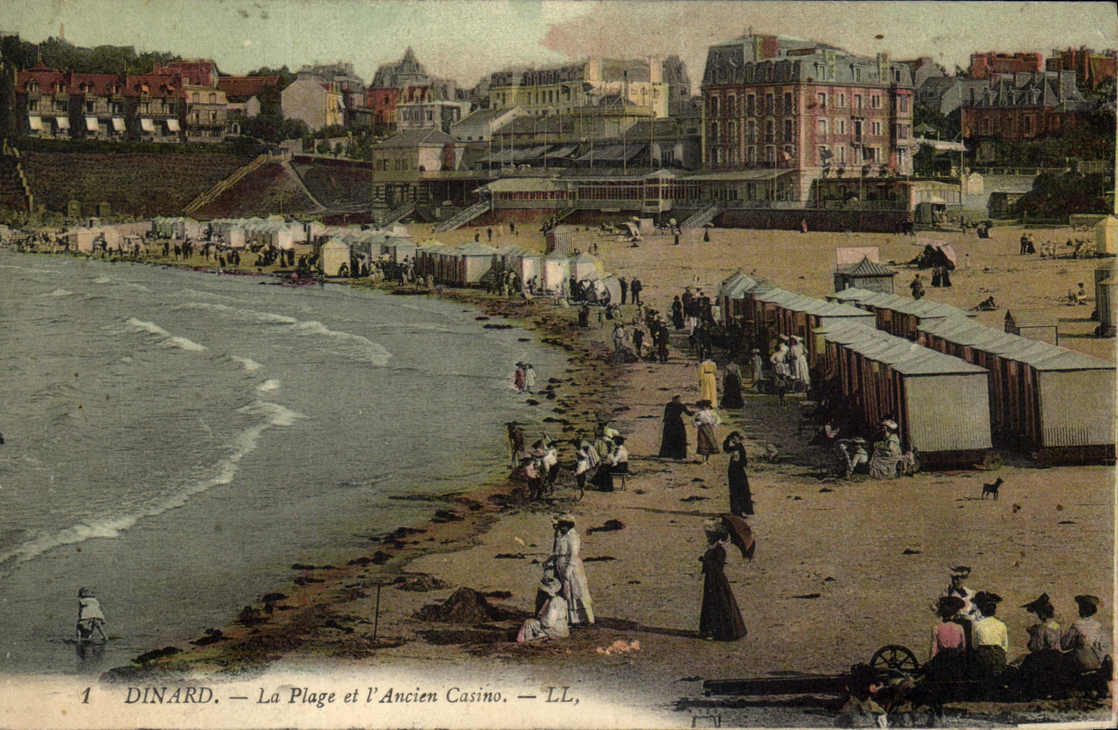 CPA Dinard La Plage Et I'Ancien Casino