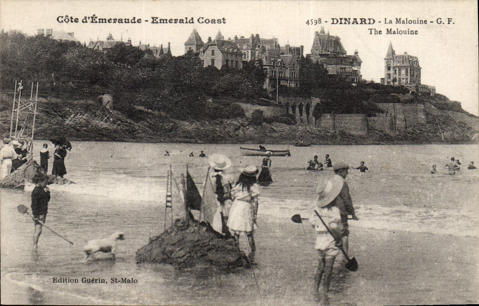 CPA Dinard La Malouine château de sable