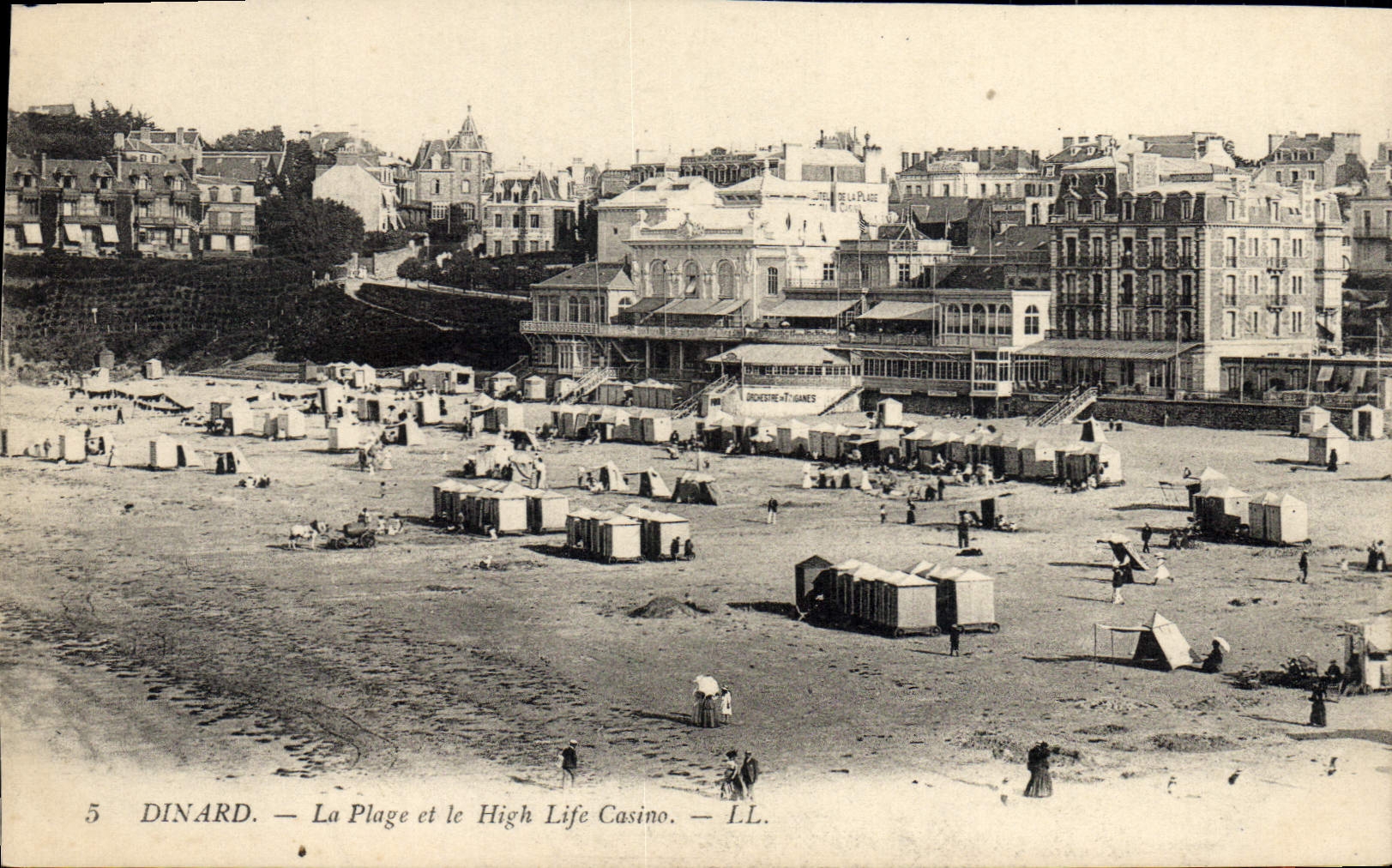 CPA Dinard La Plage Et Le High Life Casino