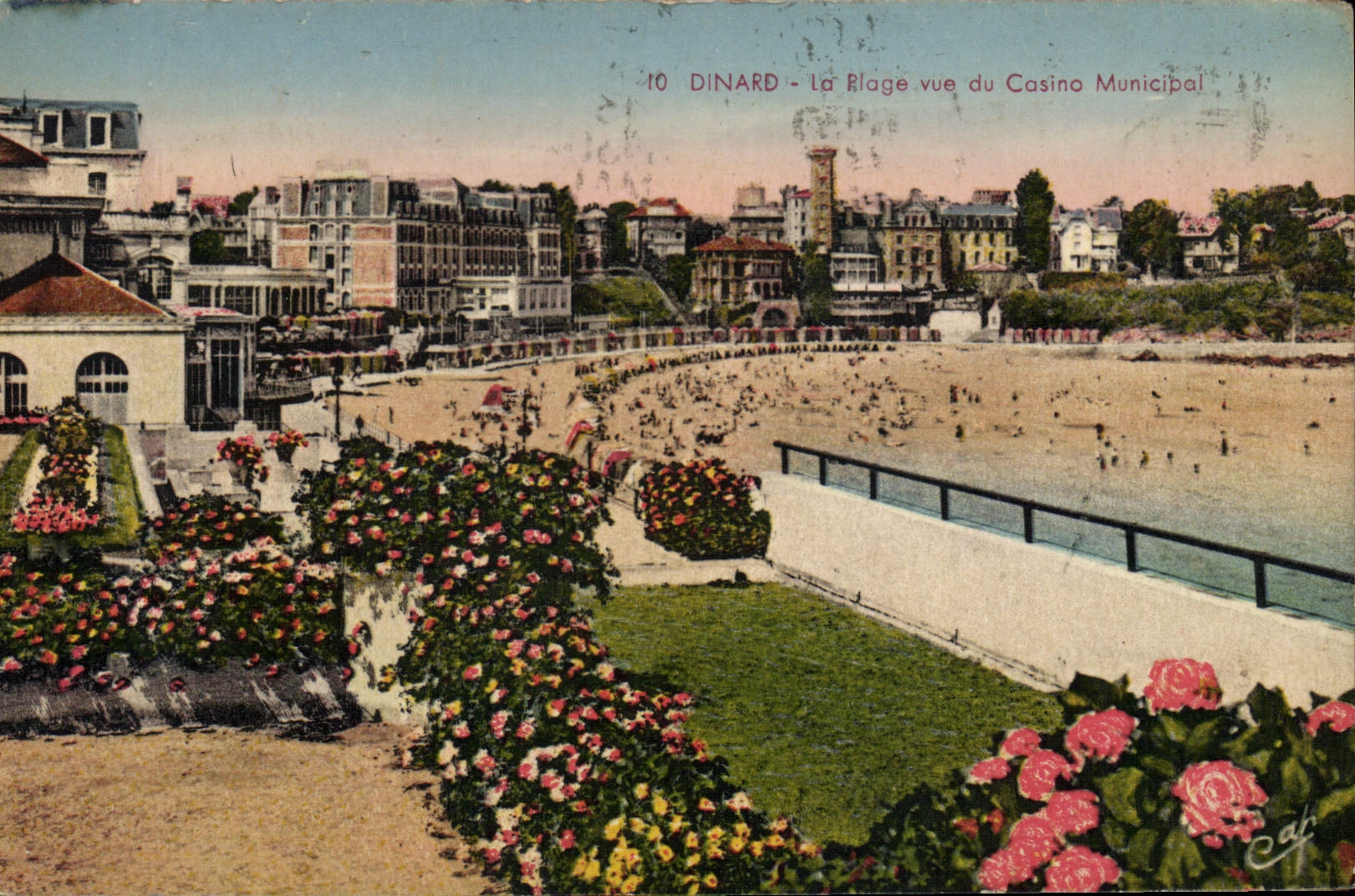 CPA Dinard La Plage Vue Du Casino Municipal